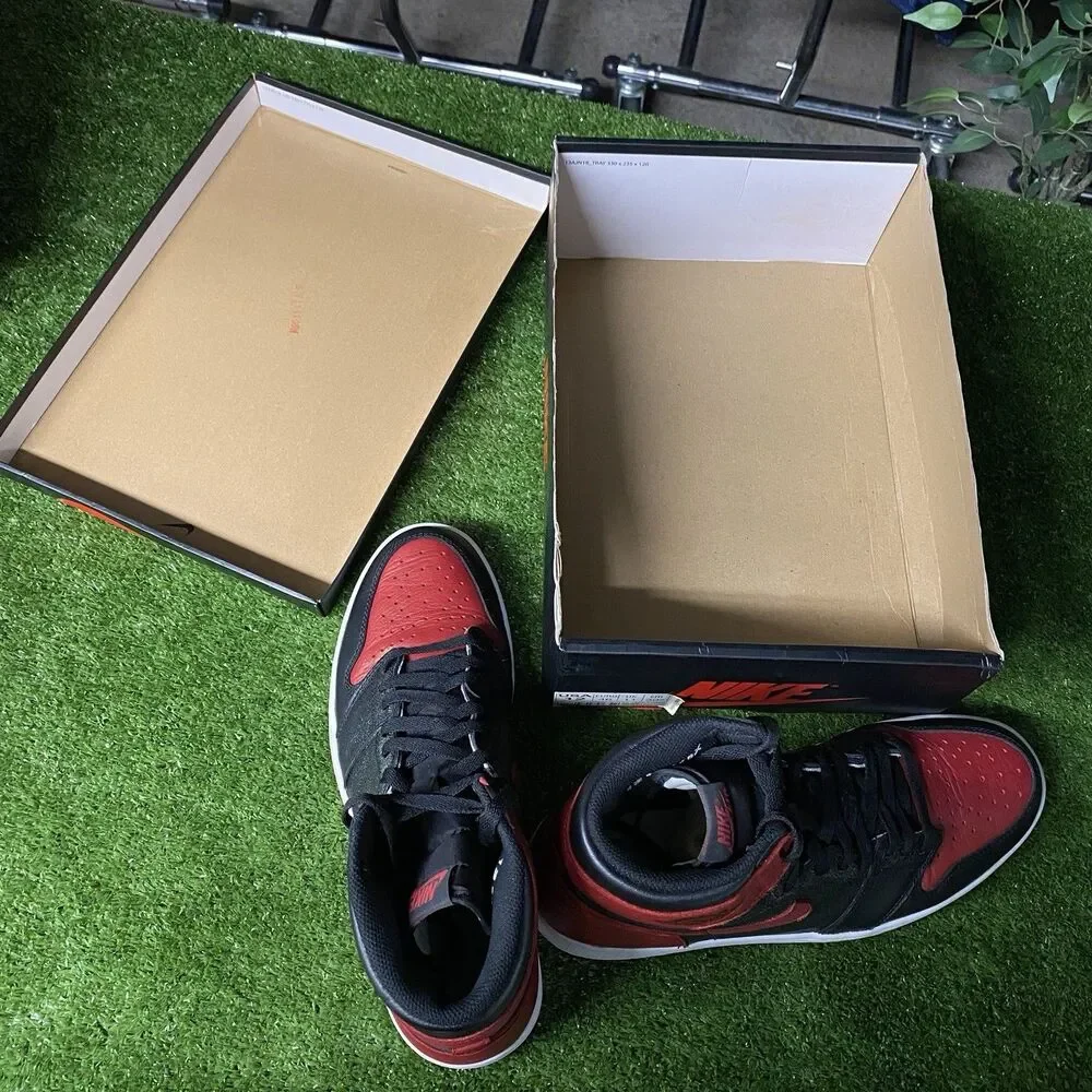 2016 Nike Air Jordan 1 Retro High OG Bred Banned 555088-001 Used Men Size 12